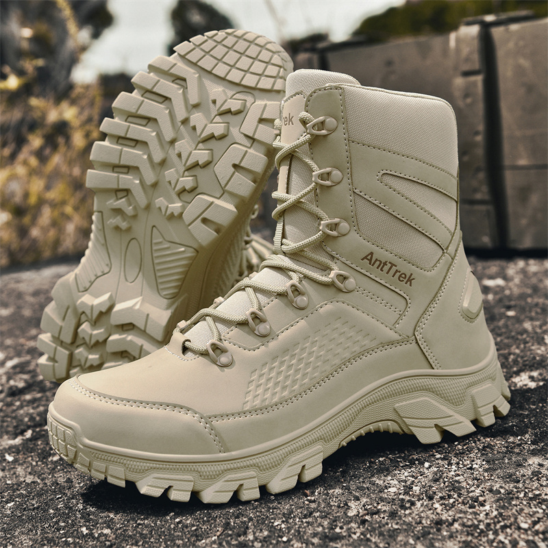 Men's wild training boots four - đánh giá và giá Sneaker Zone