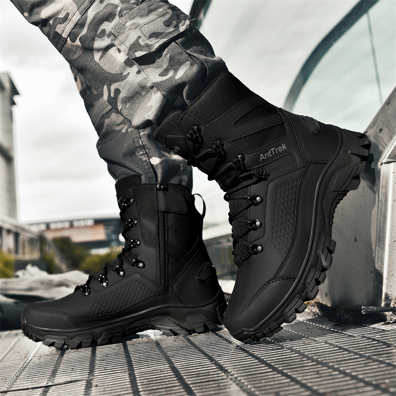 Men's wild training boots four - đánh giá và giá Sneaker Zone